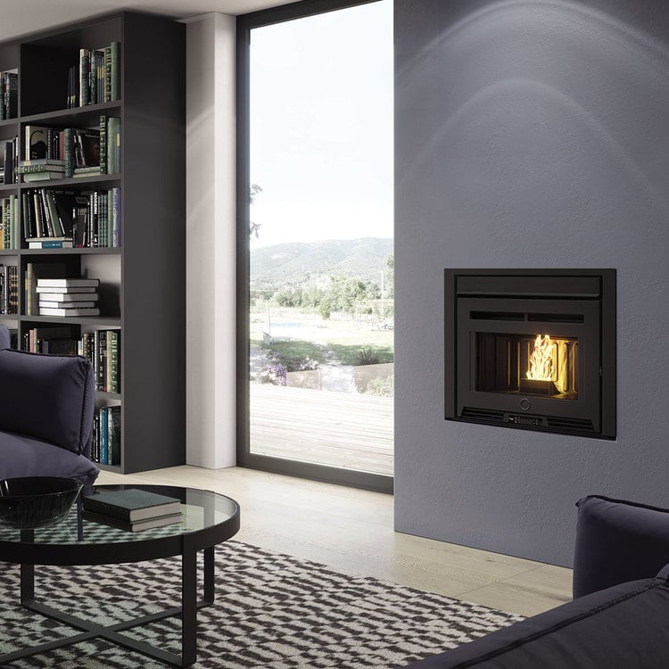 Inserto a pellet per camino EK63 PELLEK110+ - gruppo Edilkamin - 10,5 kW ad aria canalizzata WiFi - immagine 2